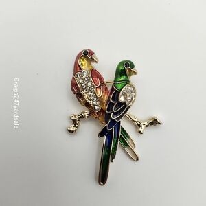 Betsey Johnson Pair Of Parrots Pin Brooch Enamel Rhinestones New Old Stock